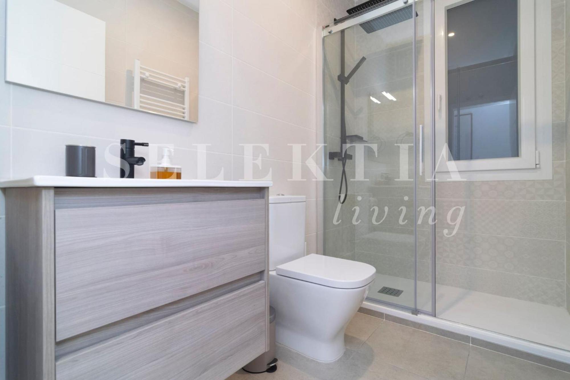 Castellana Suites Madrid Exterior photo