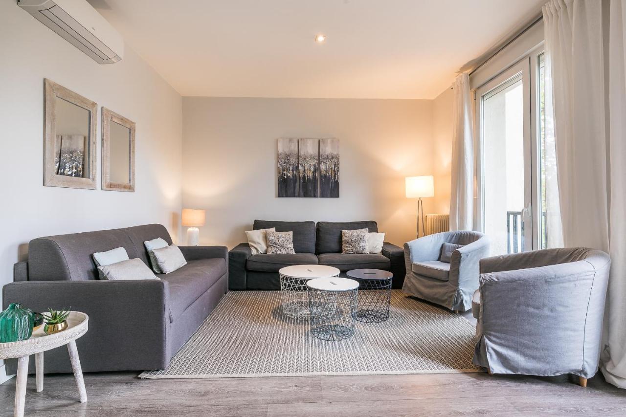 Castellana Suites Madrid Exterior photo